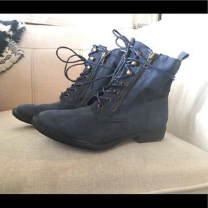 Navy Blue Just Fab Ankle Booties!